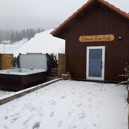 Gites Gorevirat Corcelles  Exteriör bild